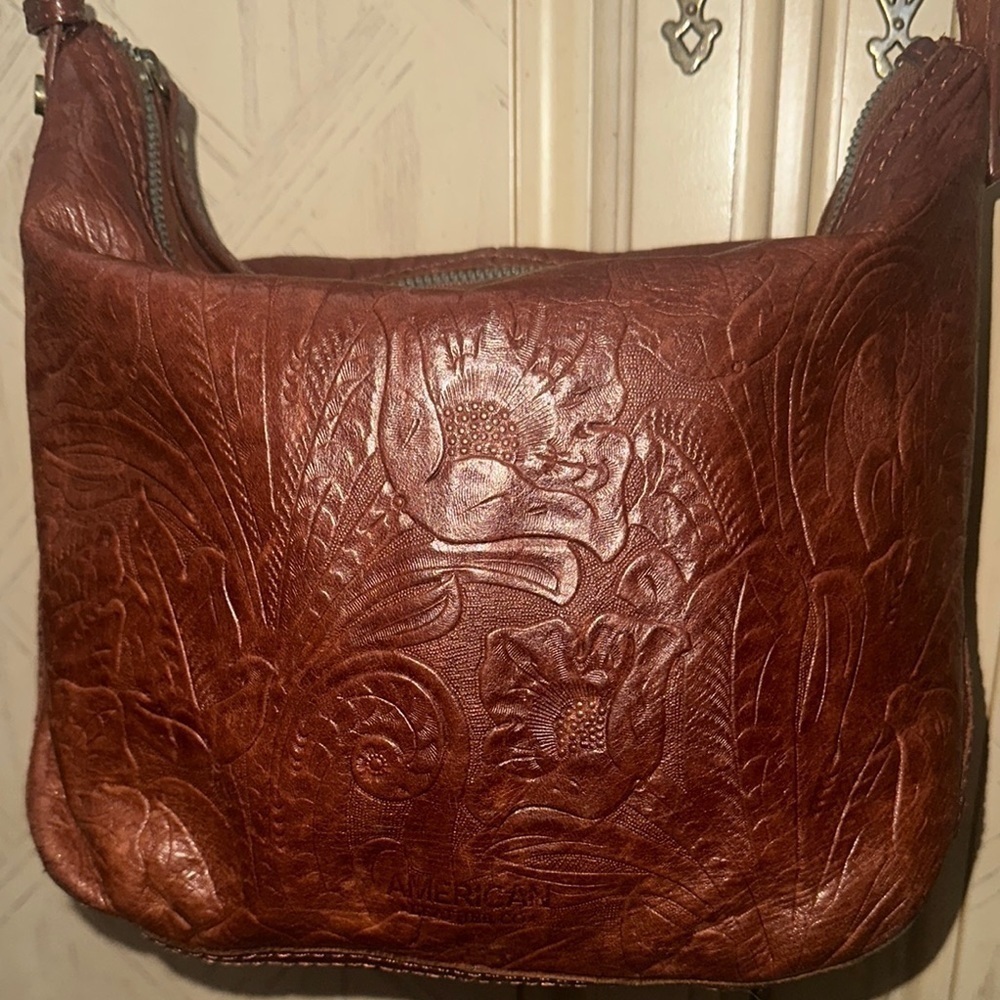 Elegant Brown Leather Shoulder Bag